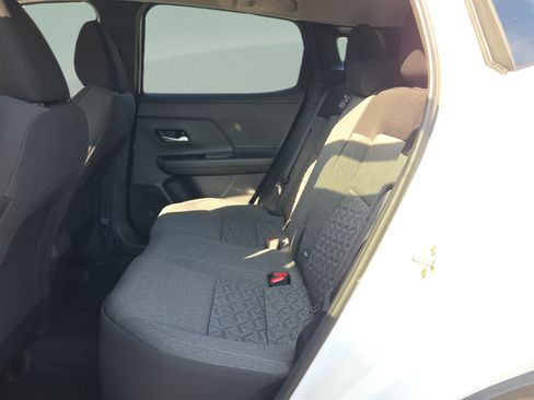 New 2026 Nissan Kicks SV w/ SV Premium Package FWD image 10
