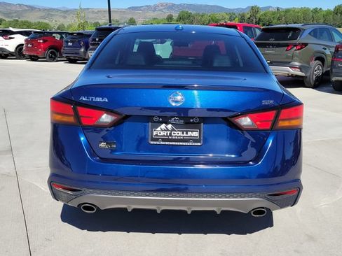 Used 2019 Nissan Altima 2.5 SR FWD image 11