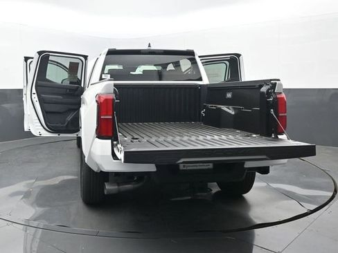 New 2026 Toyota Tacoma SR5 AWD/4WD image 33