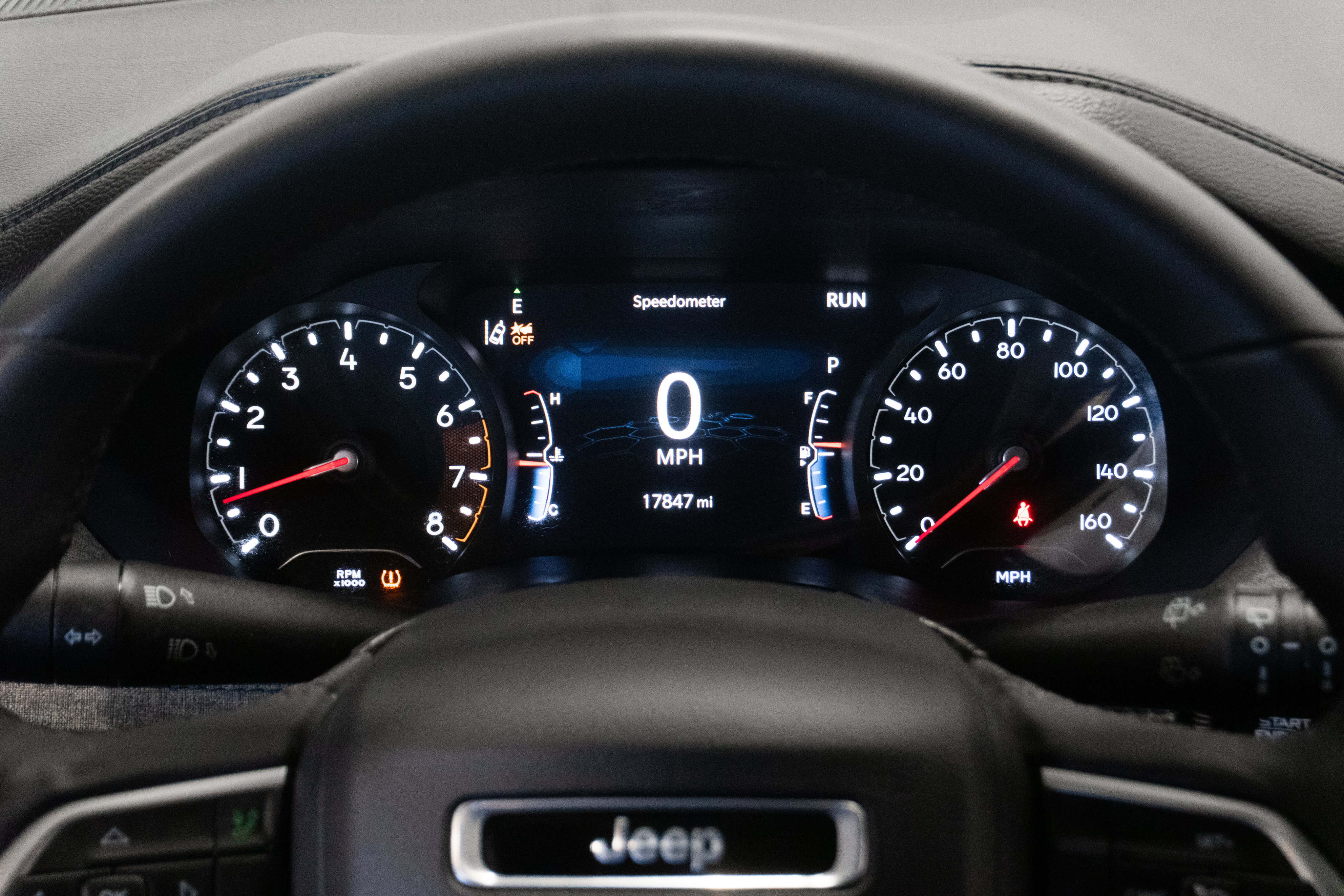 Used 2024 Jeep Compass Latitude w/ Convenience Group AWD/4WD image 17