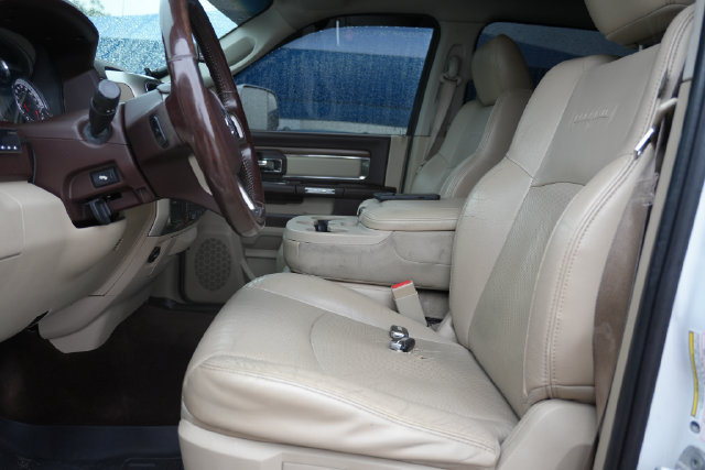 Used 2015 RAM 2500 Laramie w/ Protection Group AWD/4WD image 8