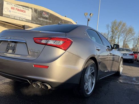 Used 2017 Maserati Ghibli S Q4 AWD/4WD image 19