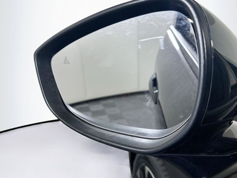 Used 2025 MAZDA CX-50 2.5 Hybrid w/ Premium Plus Pkg image 16