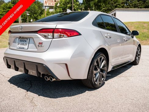 Certified 2026 Toyota Corolla SE w/ SE Premium Package FWD image 7