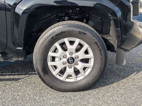 Used 2026 Toyota Tacoma SR5 AWD/4WD image 11