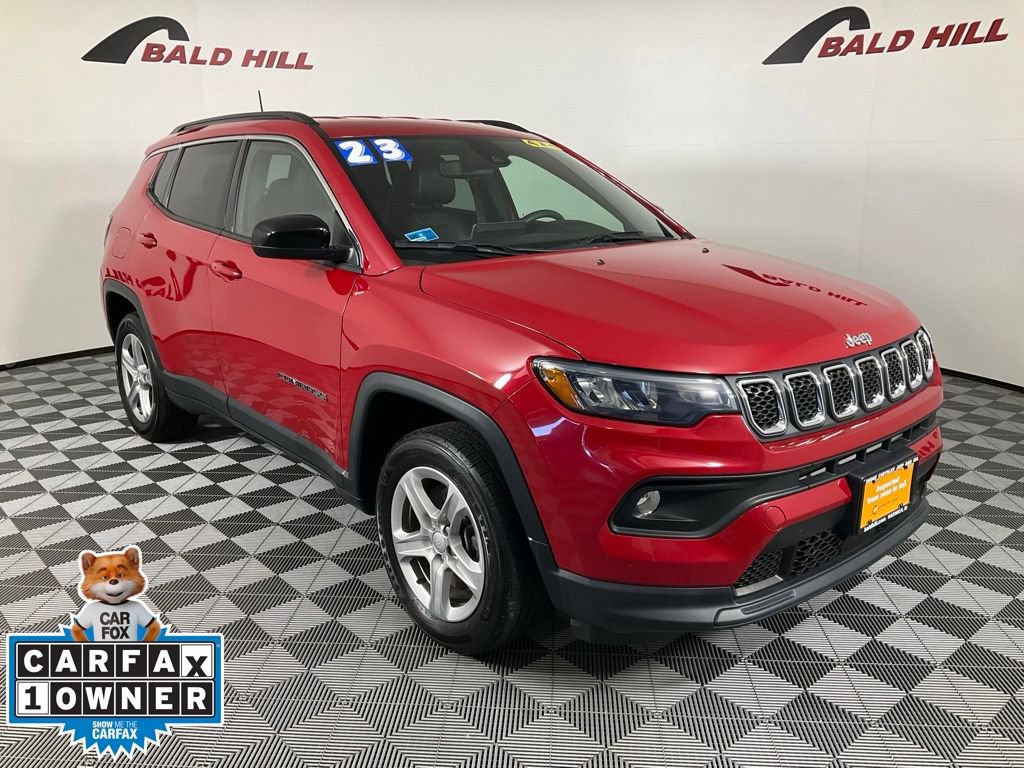 Certified 2023 Jeep Compass Latitude AWD/4WD image 1