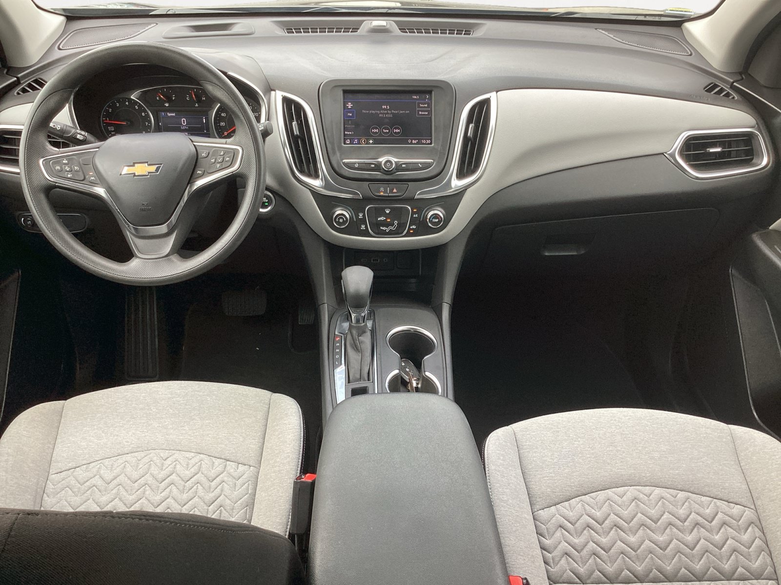 Used 2024 Chevrolet Equinox LS w/ LS Convenience Package AWD/4WD image 4