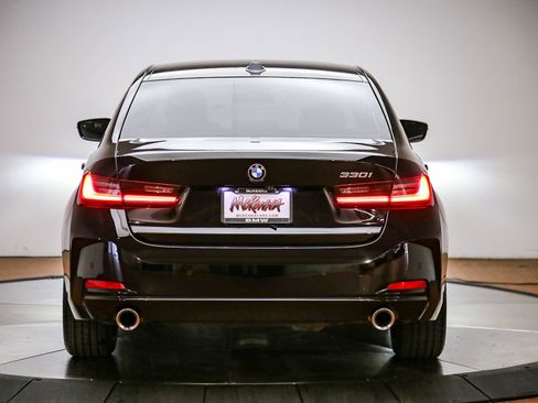 Certified 2023 BMW 330i Sedan w/ Premium Package RWD image 3