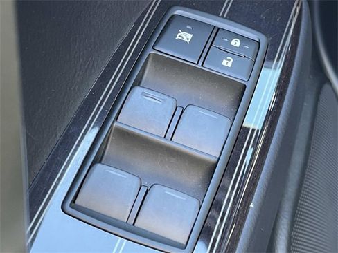 Used 2021 Lexus GX 460 Luxury w/ Sport Design Package image 30