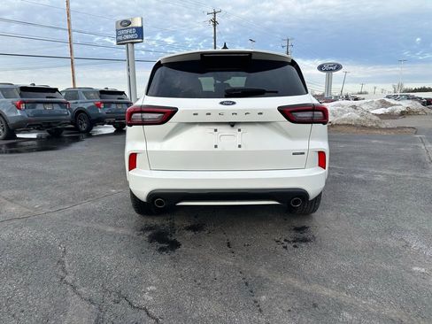 Used 2024 Ford Escape ST-Line Select image 4