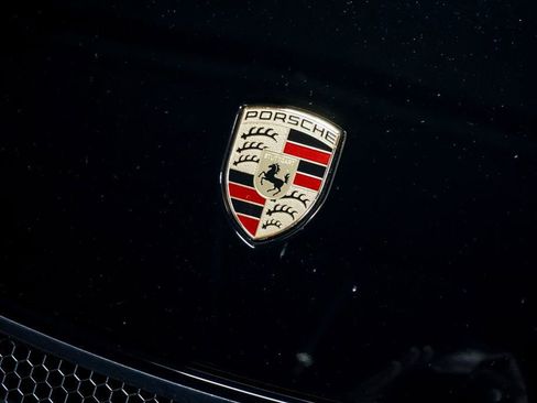 Used 2022 Porsche 718 Boxster Spyder RWD image 69