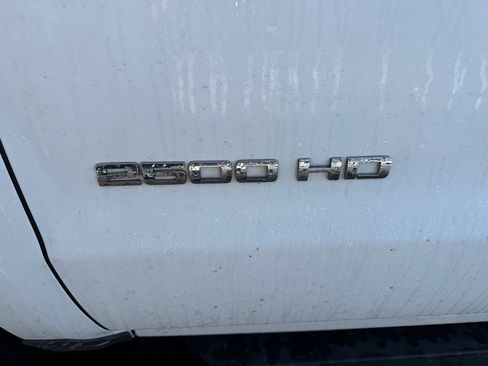 Used 2015 Chevrolet Silverado 2500 LT image 12