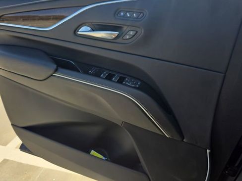 Used 2022 Cadillac Escalade Sport Platinum image 25