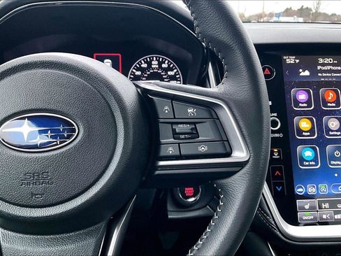 Used 2025 Subaru Outback Premium image 25