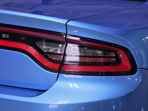 Used 2023 Dodge Charger SXT image 12