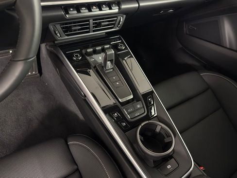 Certified 2026 Porsche 911 Carrera RWD image 24