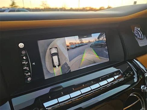 Used 2022 Rolls-Royce Cullinan image 28