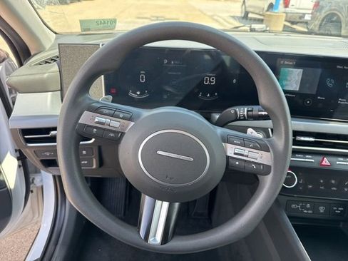 Used 2024 Hyundai Sonata SEL FWD image 21