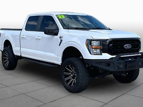 Used 2023 Ford F150 XLT w/ Trailer Tow Package AWD/4WD image 3