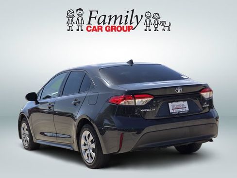 Used 2023 Toyota Corolla LE w/ Carpet Mat Package (TMS) FWD image 3