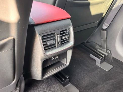 Certified 2025 INFINITI QX50 Sport image 26