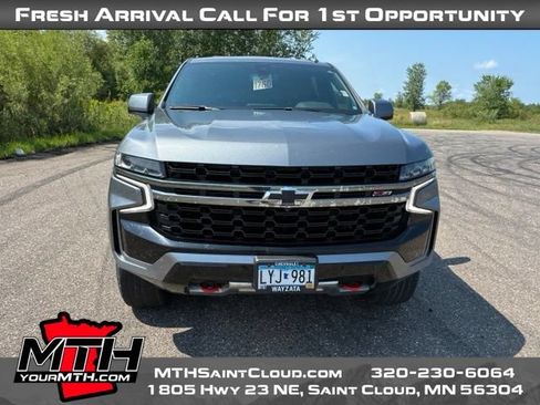 Used 2022 Chevrolet Suburban Z71 w/ Off-Road Capability Package AWD/4WD image 3