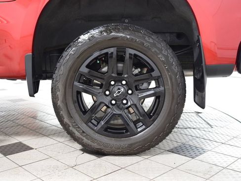 Used 2023 Chevrolet Silverado 1500 LT Trail Boss AWD/4WD image 30