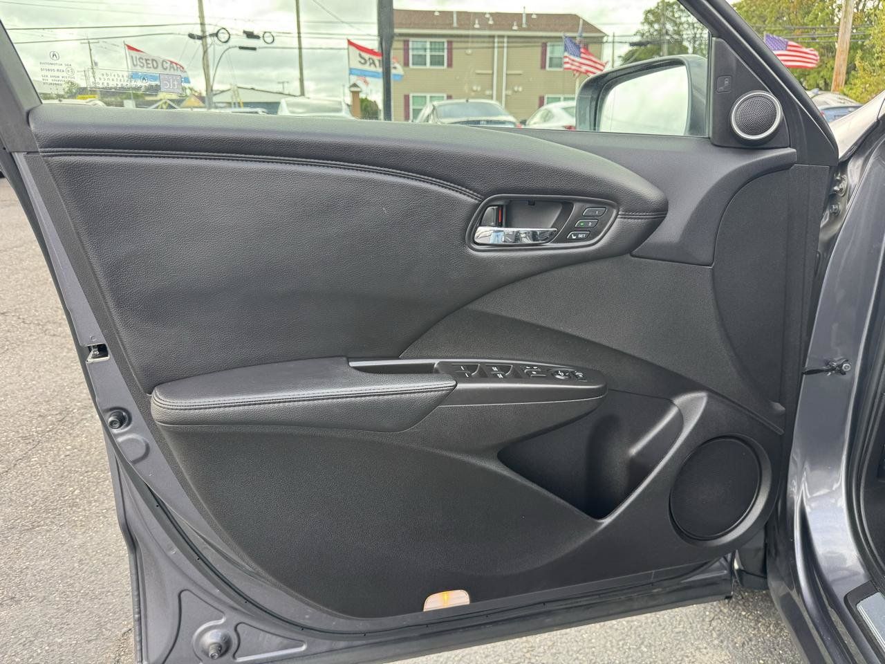 Used 2018 Acura RDX w/ Technology Package AWD/4WD image 9