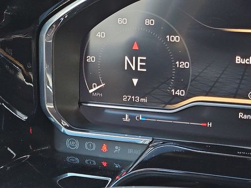 Certified 2025 GMC Sierra 1500 Elevation image 19