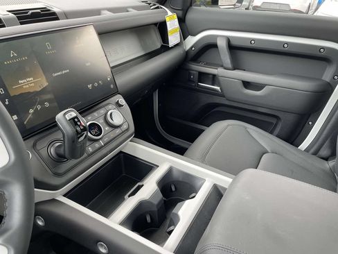 New 2026 Land Rover Defender 110 S AWD/4WD image 30