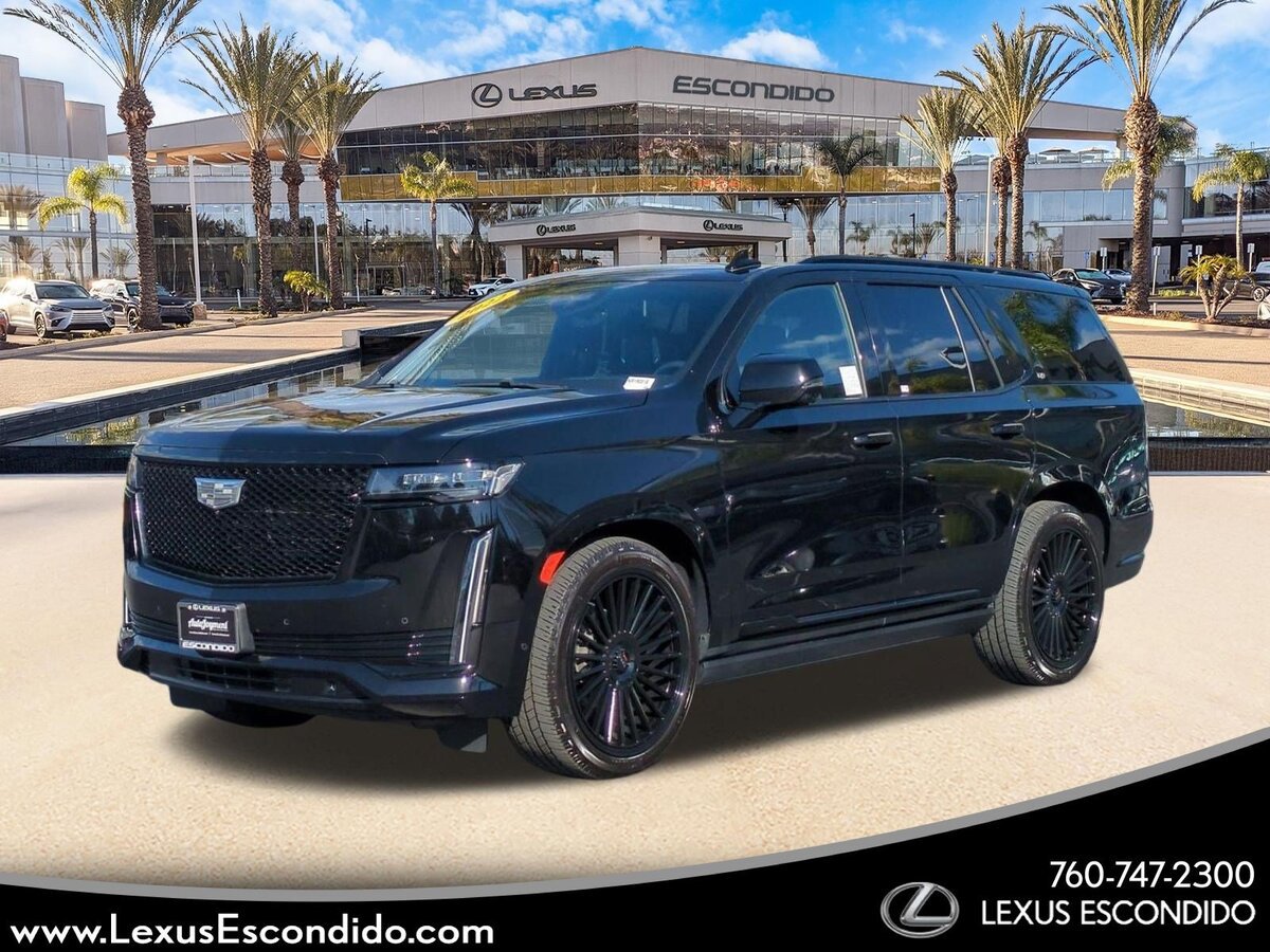 Used 2022 Cadillac Escalade Sport Platinum w/ Heavy-Duty Trailer Package AWD/4WD image 1