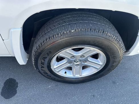 Used 2011 Dodge Dakota Big Horn image 10