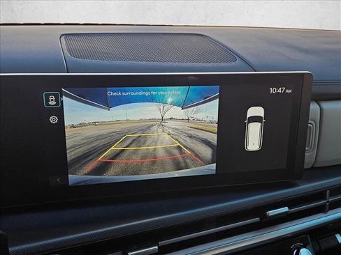 Used 2025 Hyundai Santa Fe SEL image 14