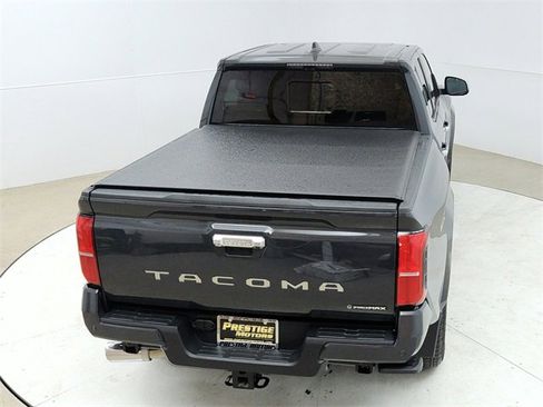 Used 2025 Toyota Tacoma Limited image 18