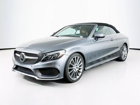 Used 2017 Mercedes-Benz C 300 Cabriolet image 3