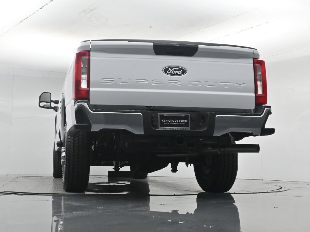 New 2027 Ford F350 XL w/ XL Chrome Package AWD/4WD image 47