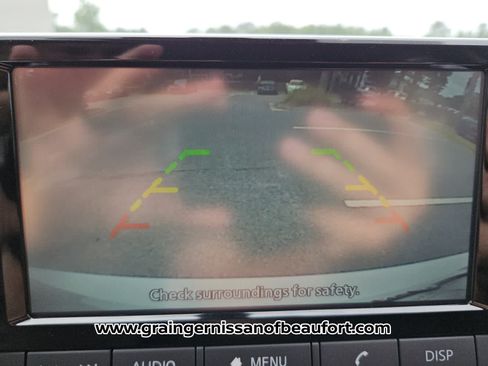 Used 2025 Nissan Sentra S FWD image 9