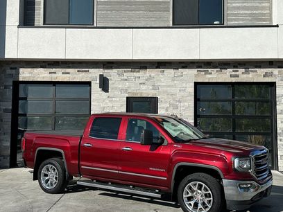 Used 2017 GMC Sierra 1500 SLT w/ SLT Premium Package