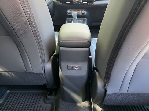 New 2026 Nissan Kicks SV w/ Charging Package FWD image 7