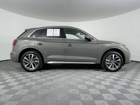 Certified 2025 Audi Q5 2.0T Premium Plus w/ Premium Plus Package image 18