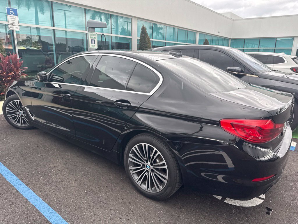 Used 2019 BMW 530i w/ Convenience Package RWD image 9