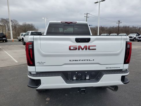 New 2026 GMC Sierra 2500 Denali w/ Denali Reserve Package image 5