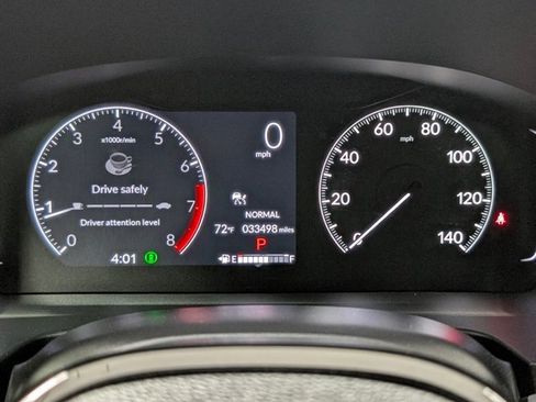 Used 2024 Honda Pilot TrailSport image 3