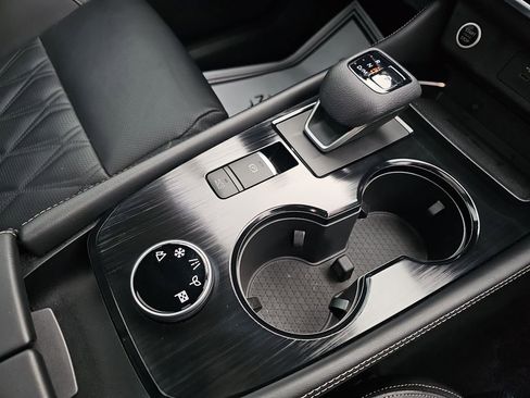 Used 2023 Nissan Rogue Platinum w/ Platinum Premium Package image 17