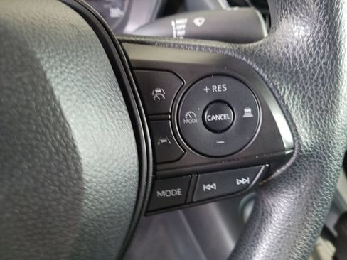 Used 2024 Toyota Corolla LE FWD image 32