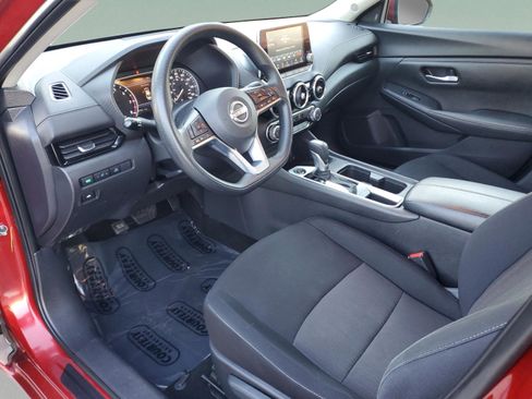 Used 2024 Nissan Sentra SV w/ Trunk Package image 15