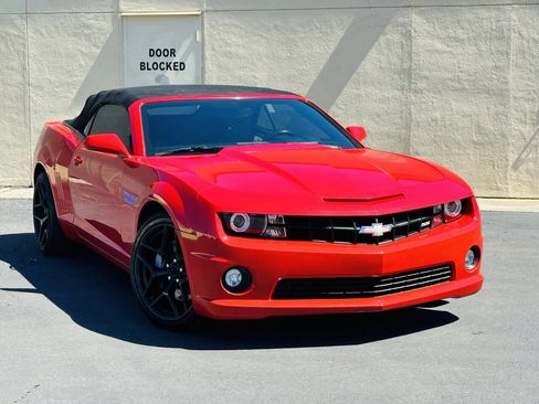 Used 2012 Chevrolet Camaro SS RWD image 1