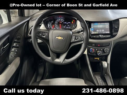 Used 2019 Chevrolet Trax LT image 16