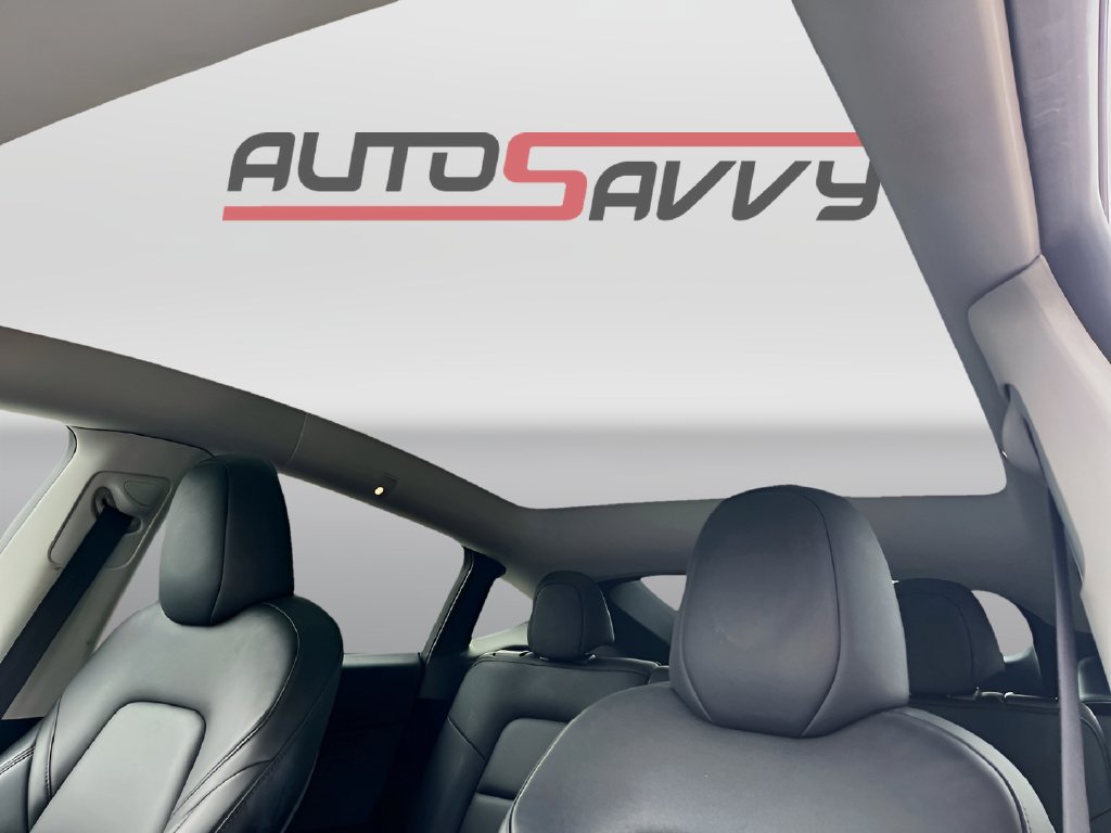 Used 2024 Tesla Model Y Long Range RWD image 22
