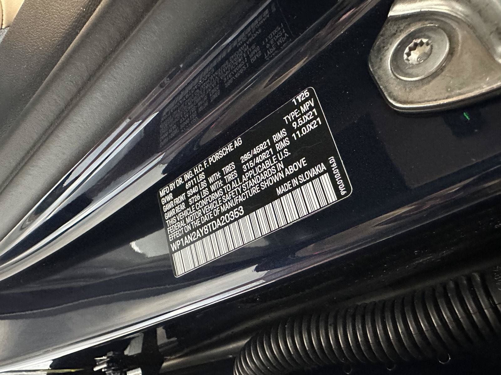 Certified 2026 Porsche Cayenne S AWD/4WD image 17